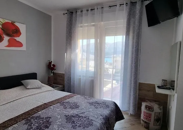 Apartament With Parking Space Baska, Krk - 23618 *
